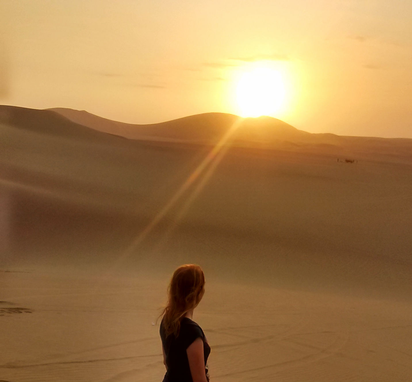 por do sol em huacachina